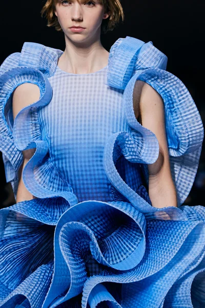 Look 20
